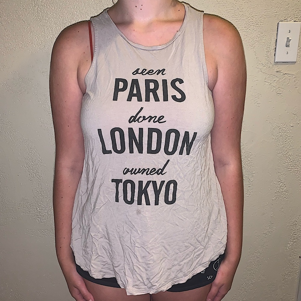 Flowy Tank